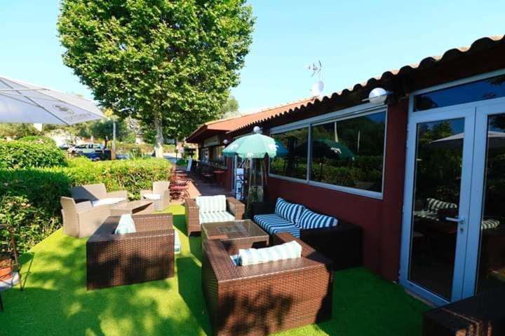 Camping Plateau Des Chasses Hotell Mandelieu Eksteriør bilde